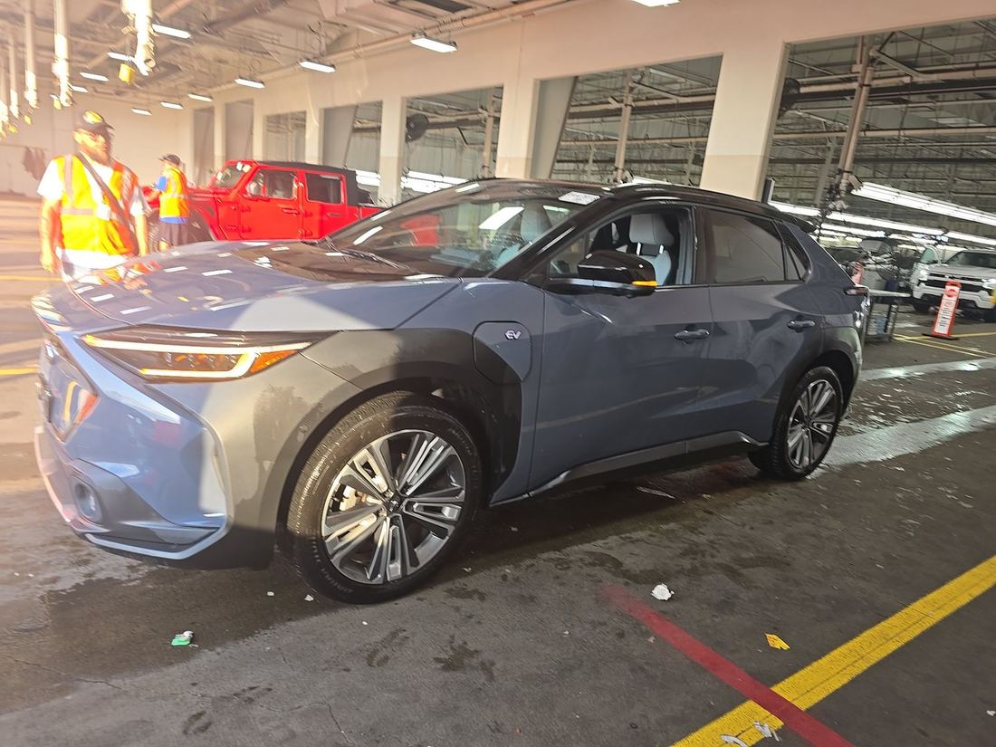 2023 Subaru 15 Series
