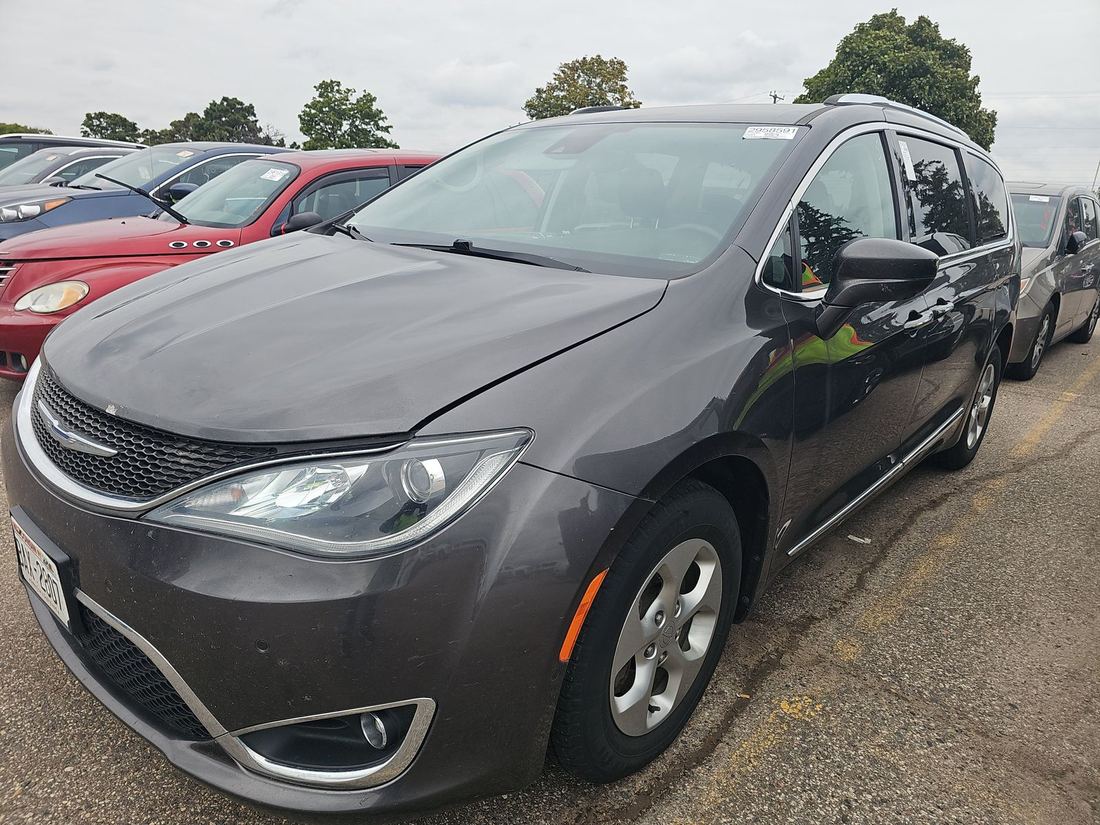 2017 CHRYSLER Touring L Plus
