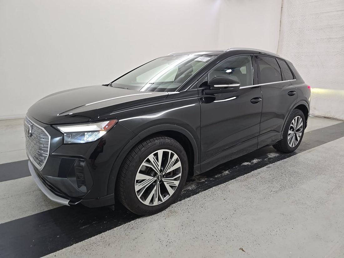 2023 AUDI 40 e-tron Premium Plus