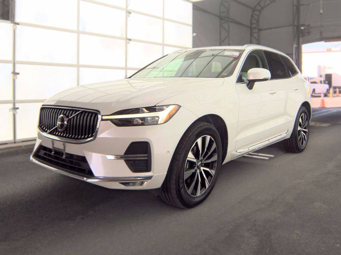 2023 VOLVO Plus Bright