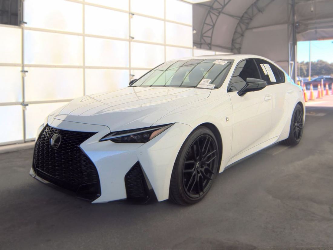 2024 LEXUS 31 Series