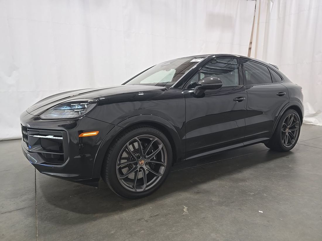 2026 PORSCHE GTS Coupe