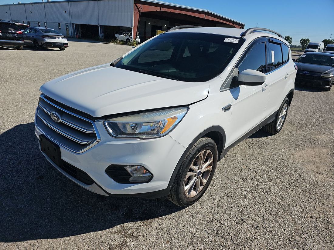 2018 FORD SE