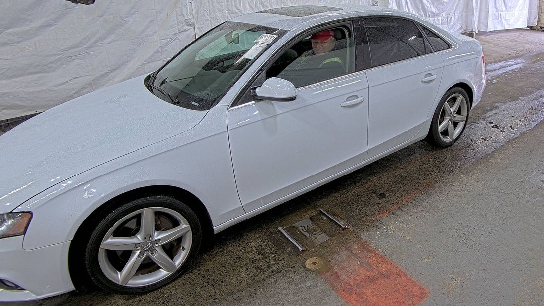 2012 AUDI quattro Premium