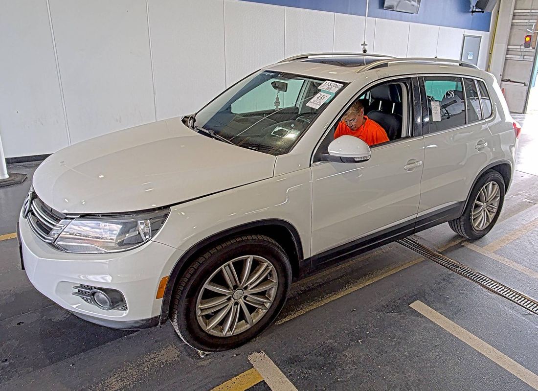 2015 VOLKSWAGEN 4-Motion