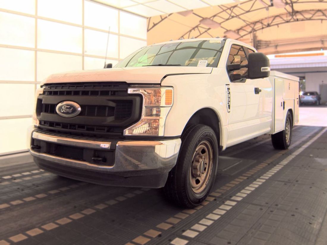 2022 FORD F-Series Super Duty - Single Rear Wheel