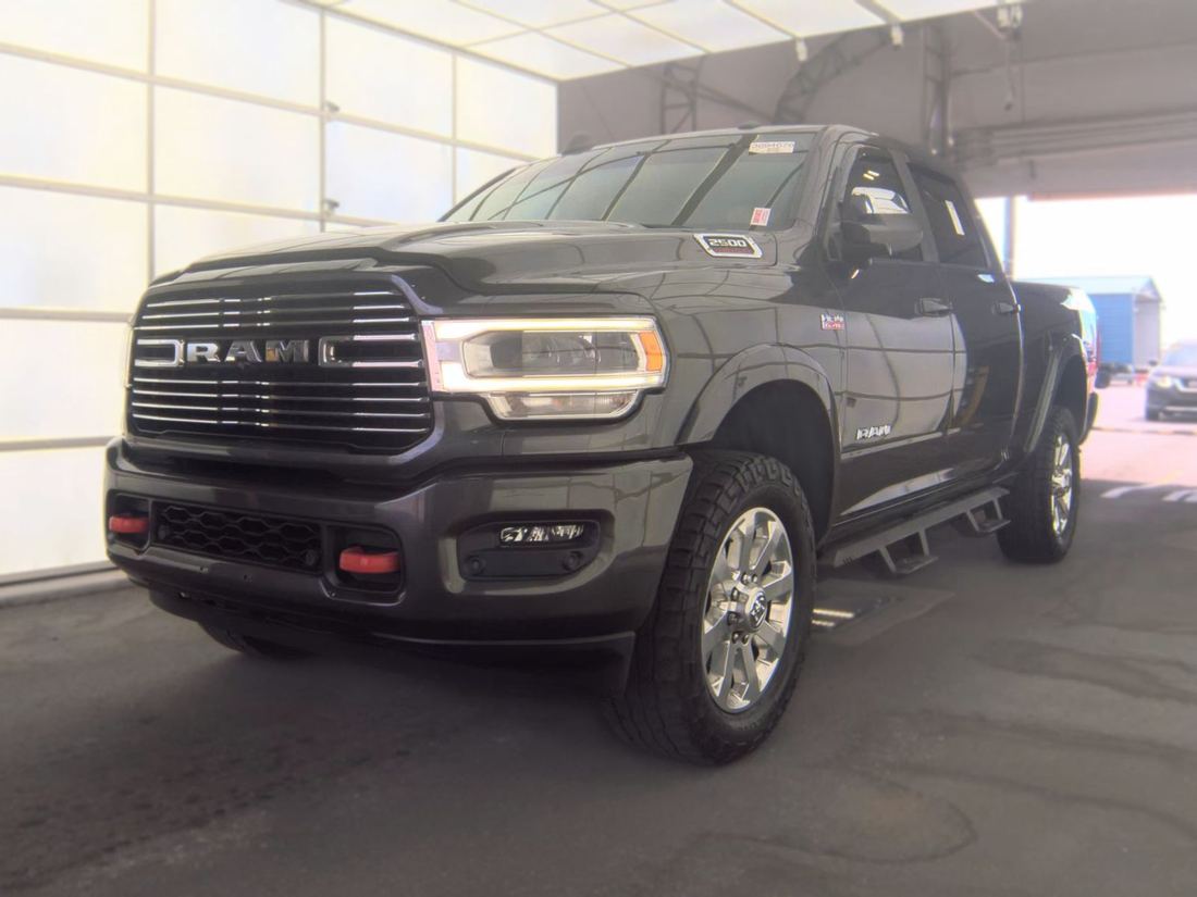 2022 RAM Laramie