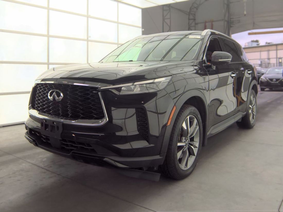 2023 INFINITI Luxe