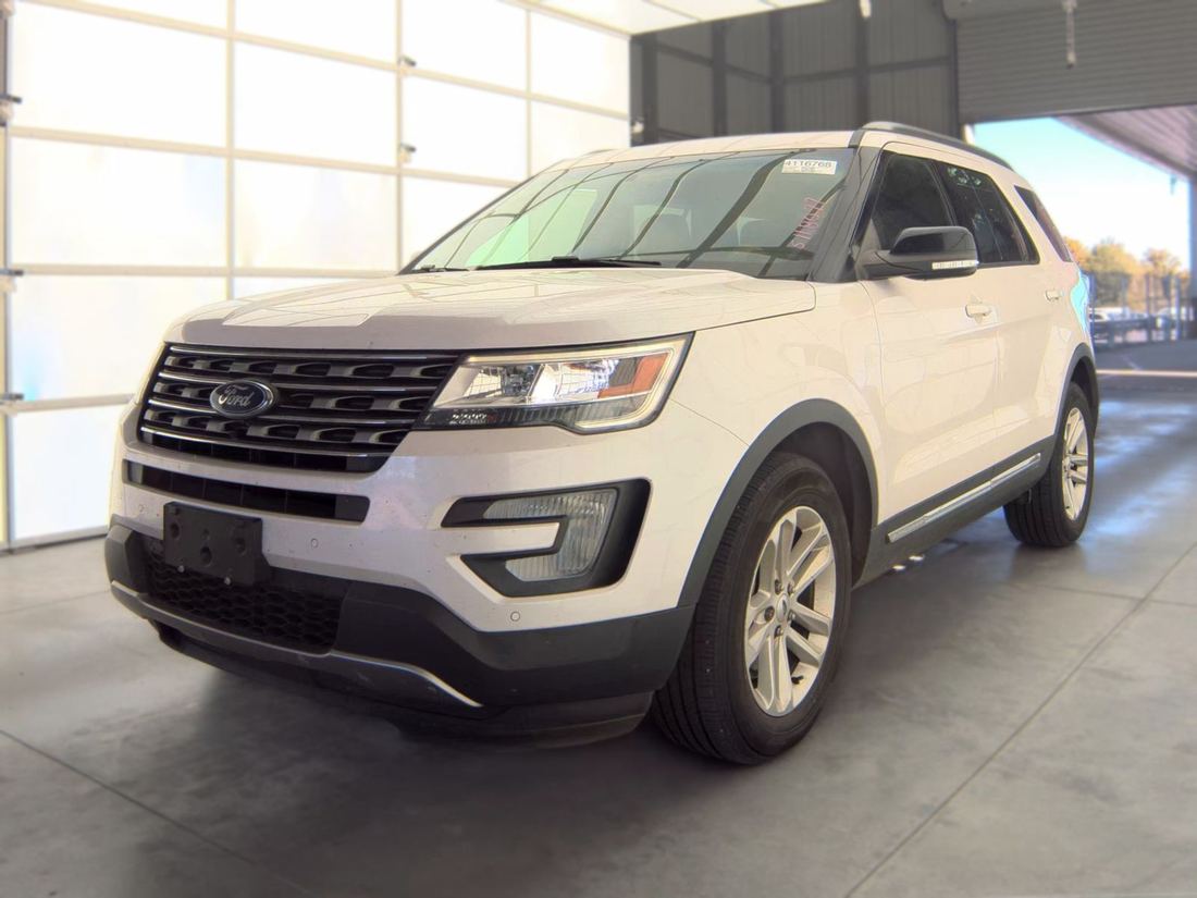 2017 FORD XLT