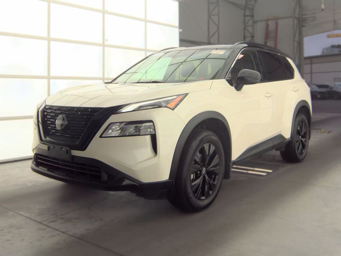 2023 NISSAN SV