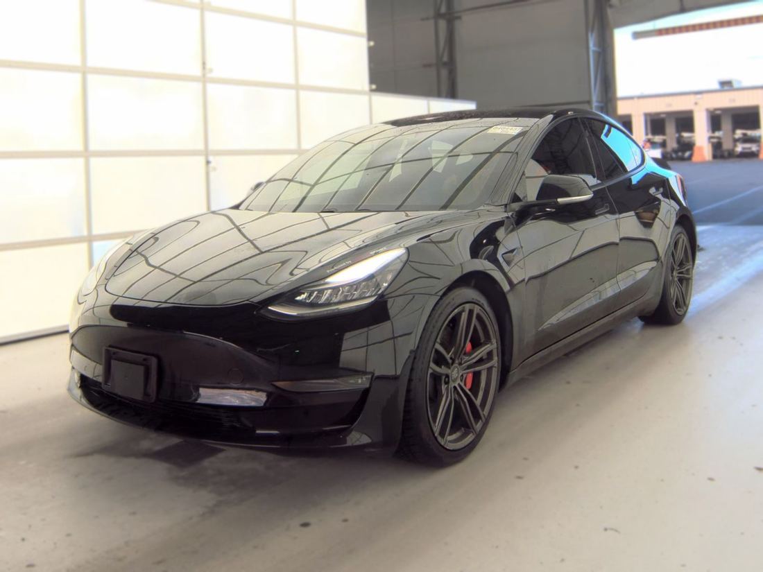 2018 TESLA Model 3