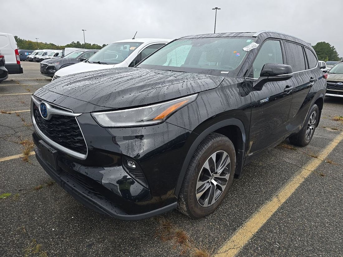 2021 TOYOTA AXUH78L