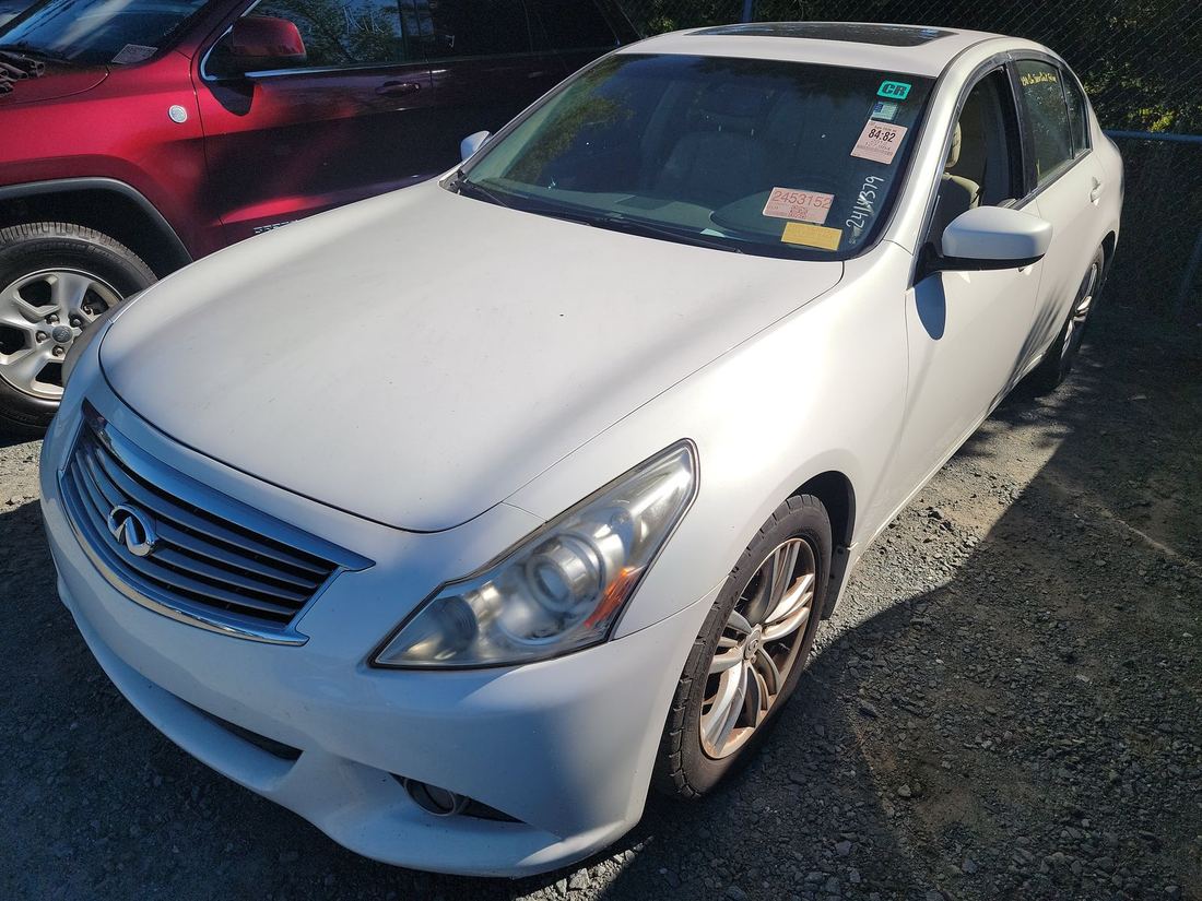 2012 INFINITI G37