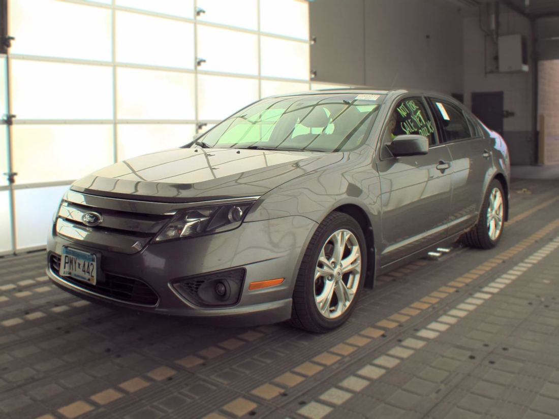 2012 FORD SE