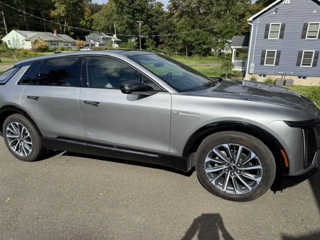 2024 Cadillac Sport-3