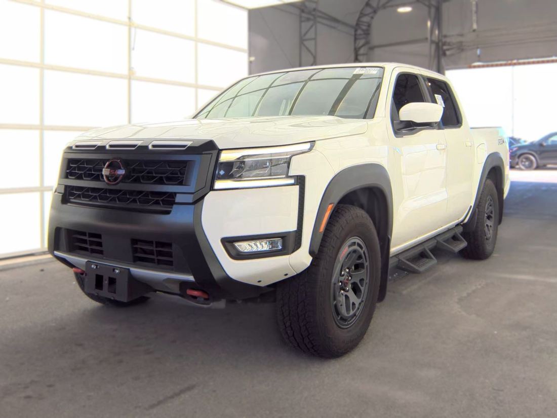 2025 NISSAN Frontier