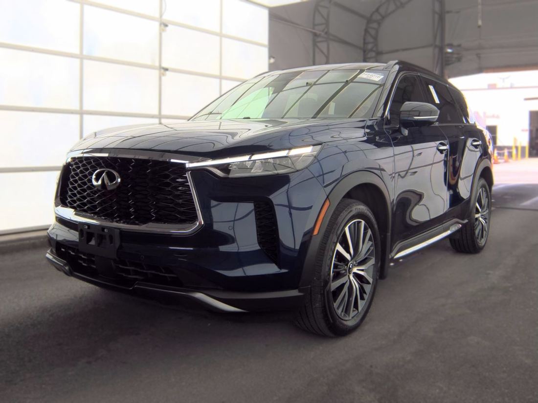 2023 INFINITI Autograph