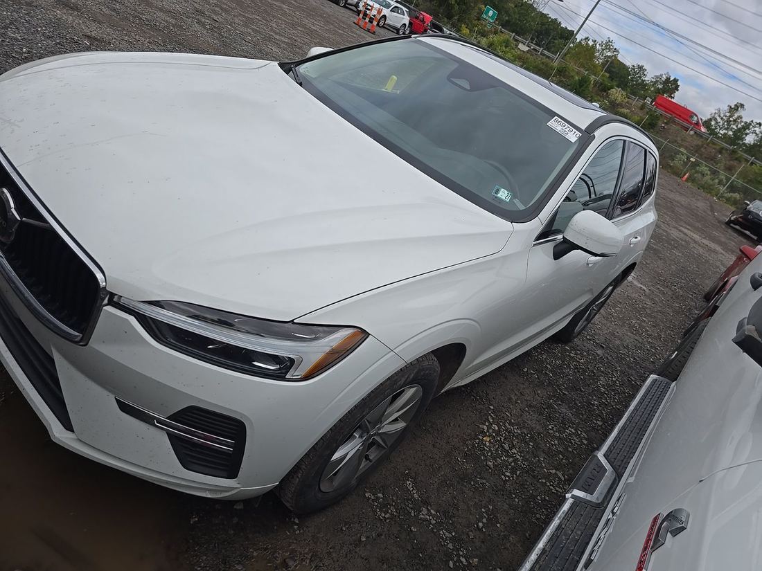 2022 VOLVO Momentum (excl S60)