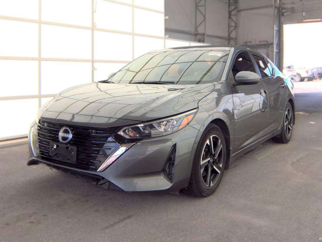 2024 NISSAN SV