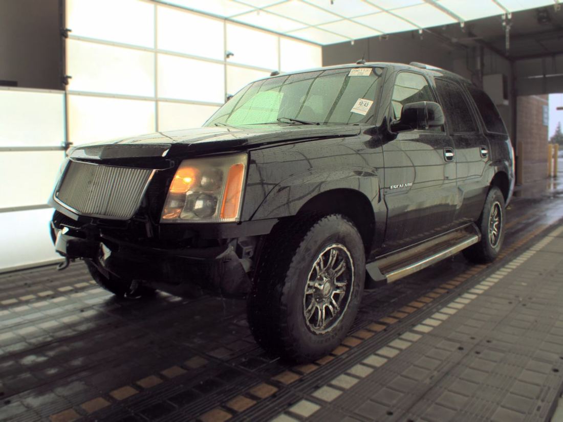 2005 CADILLAC 1500 (1/2 ton)