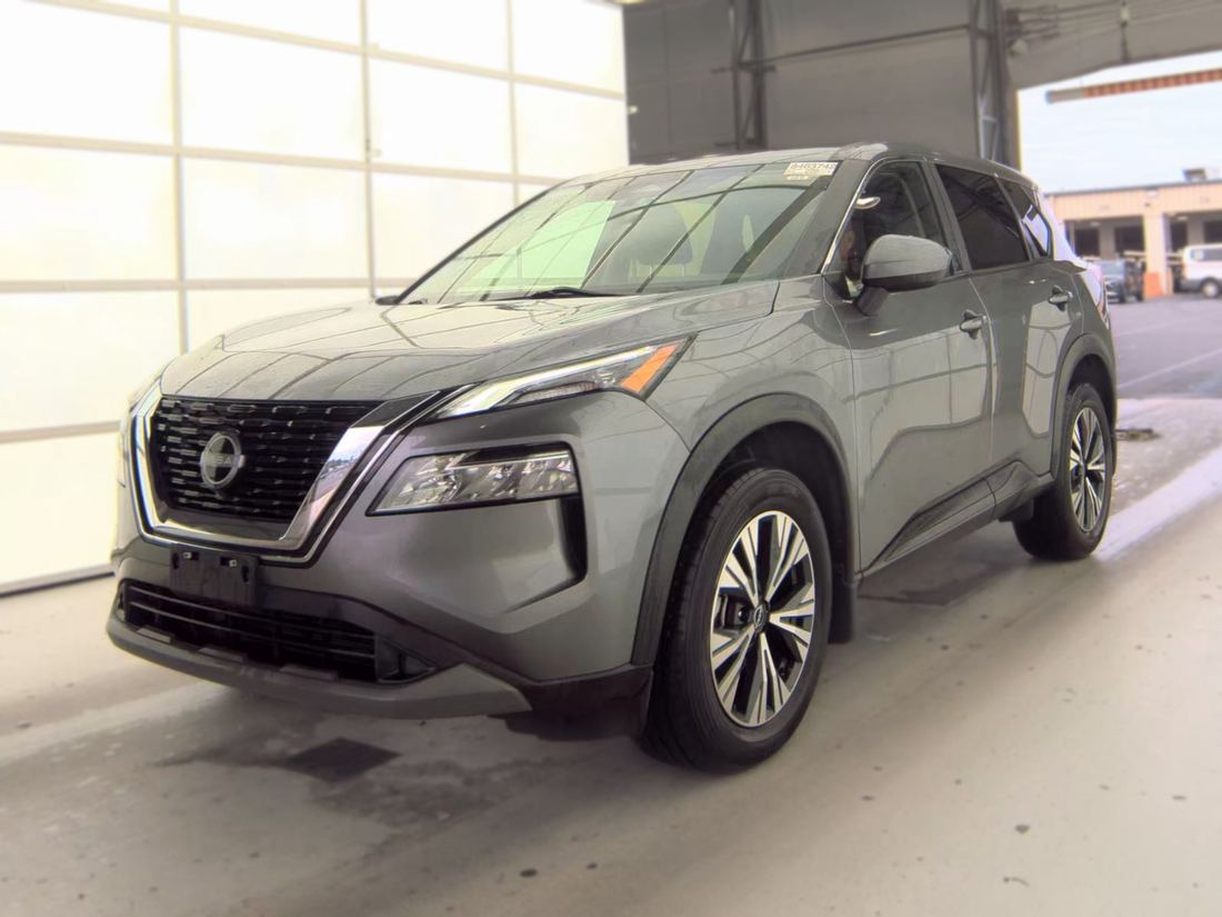 2023 NISSAN SV
