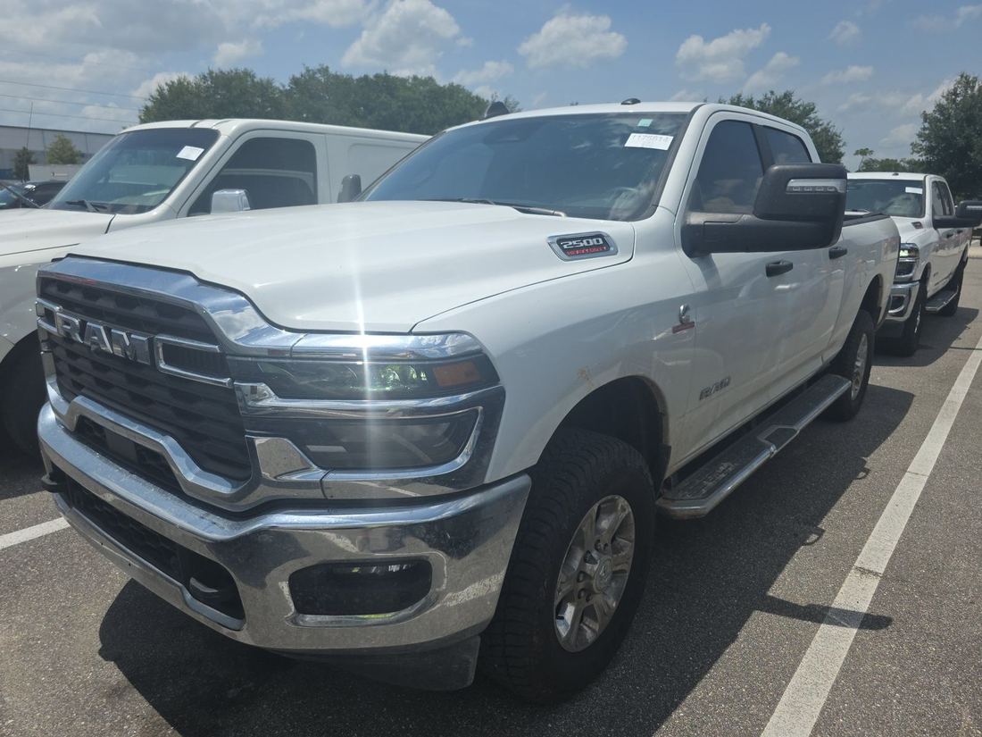 2025 Ram Big Horn/Lonestar