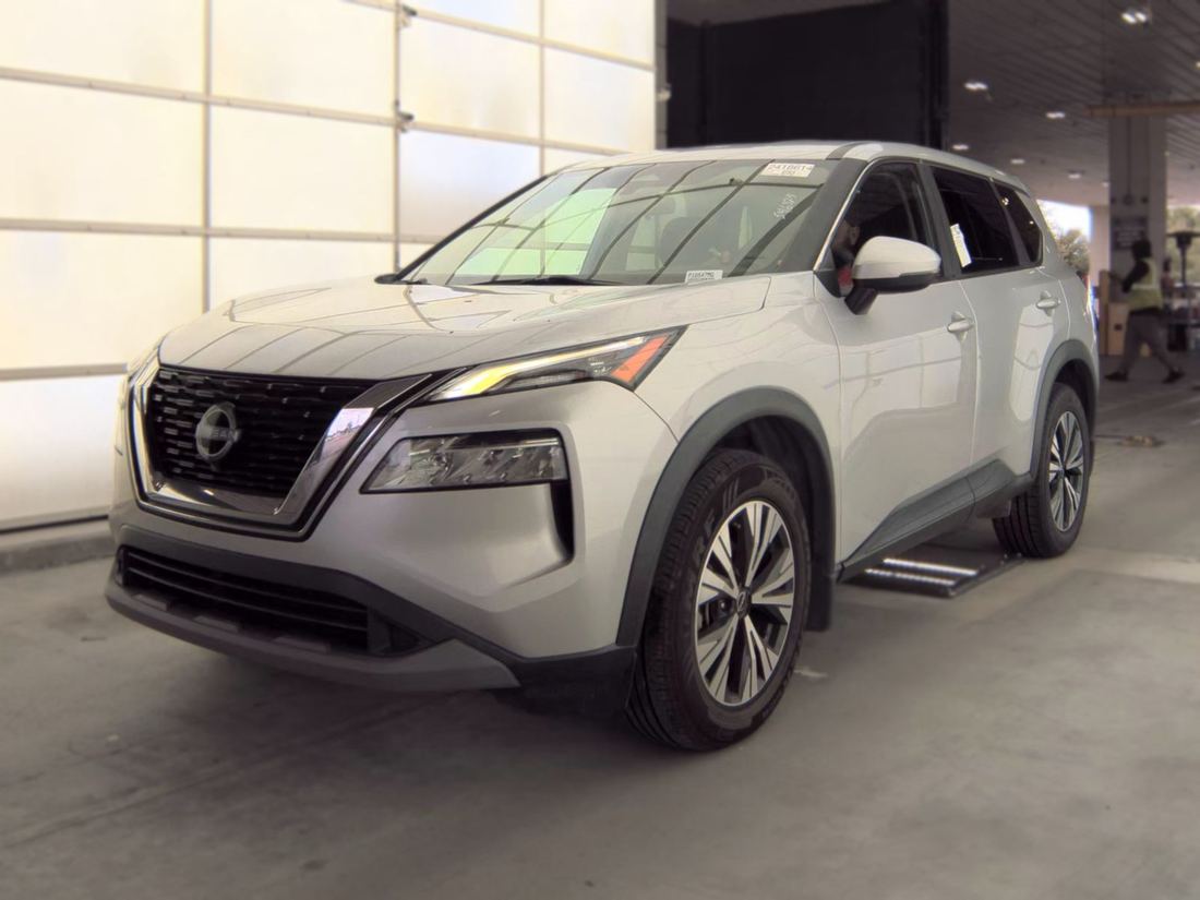 2023 NISSAN SV
