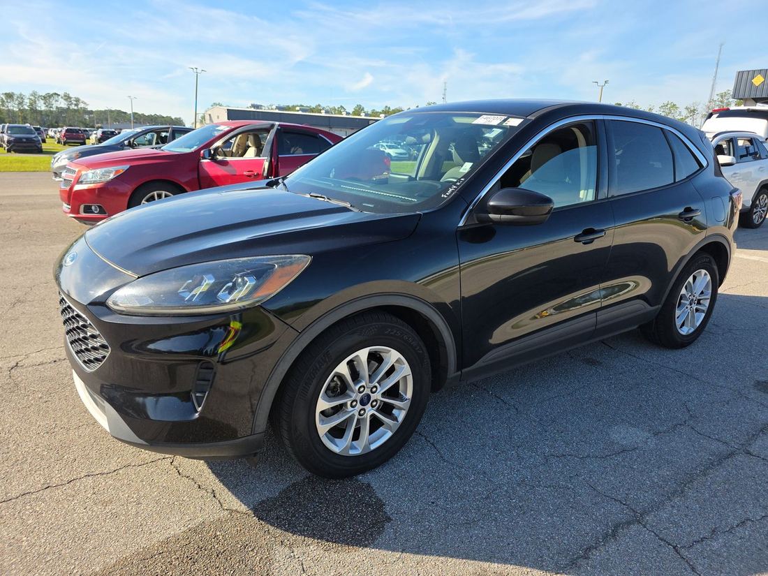 2020 Ford SE