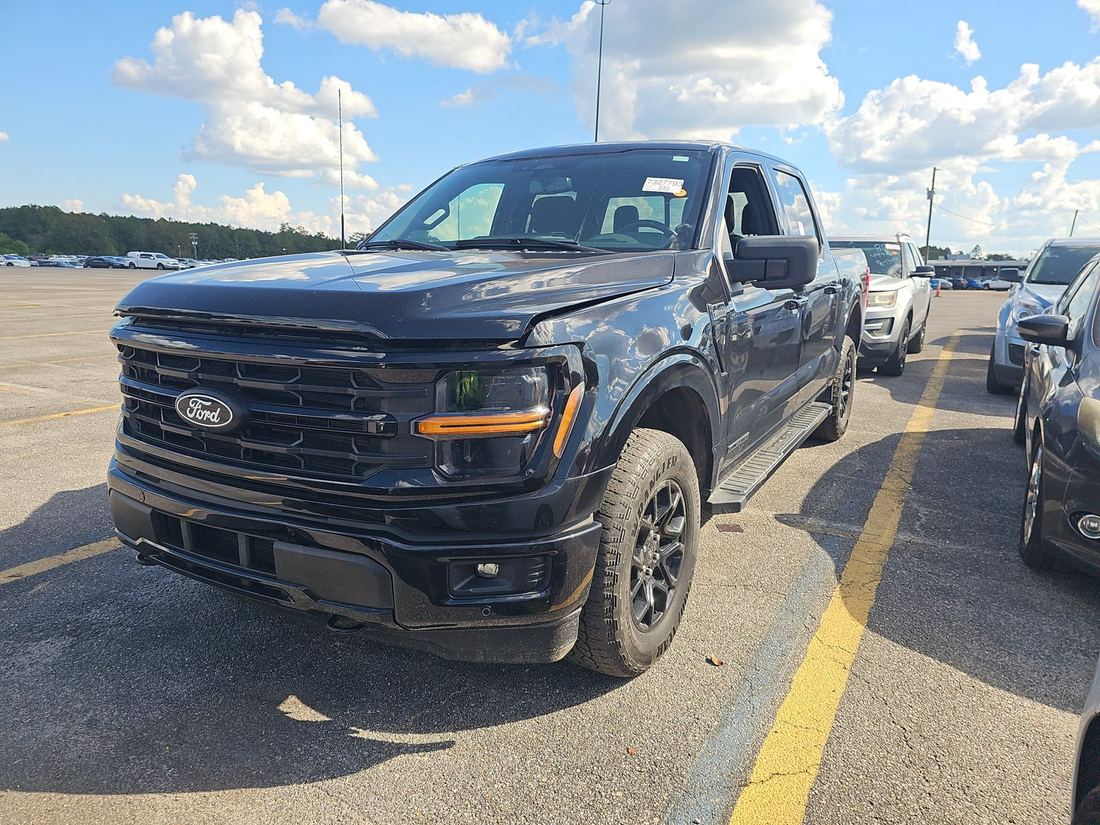 2024 FORD XLT