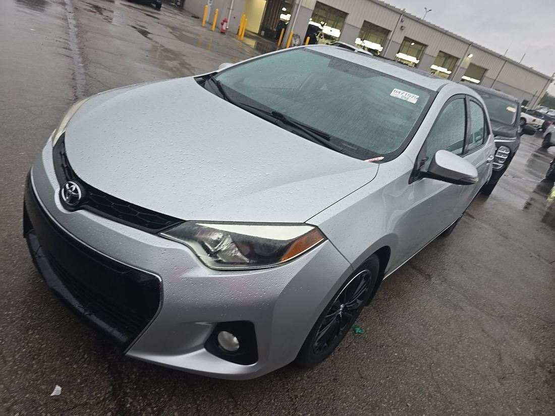 2015 TOYOTA ZRE172L