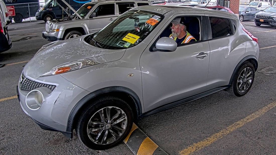 2013 NISSAN Juke