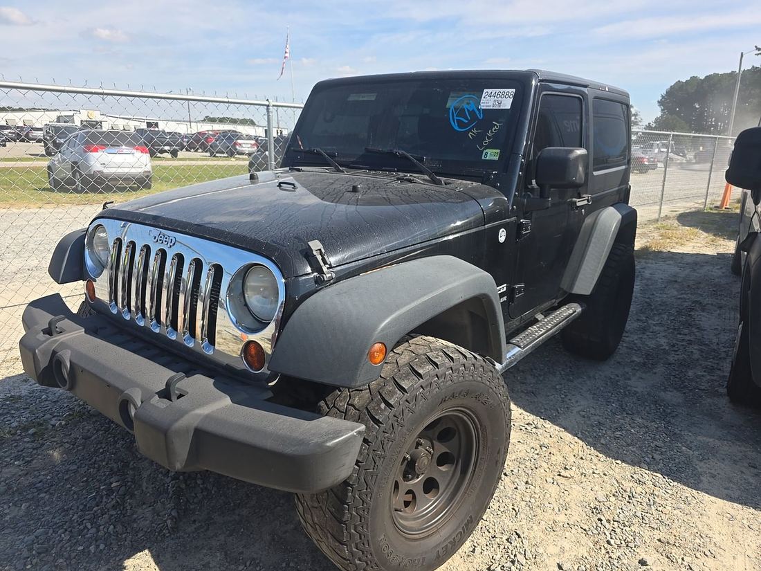 2013 JEEP Sport