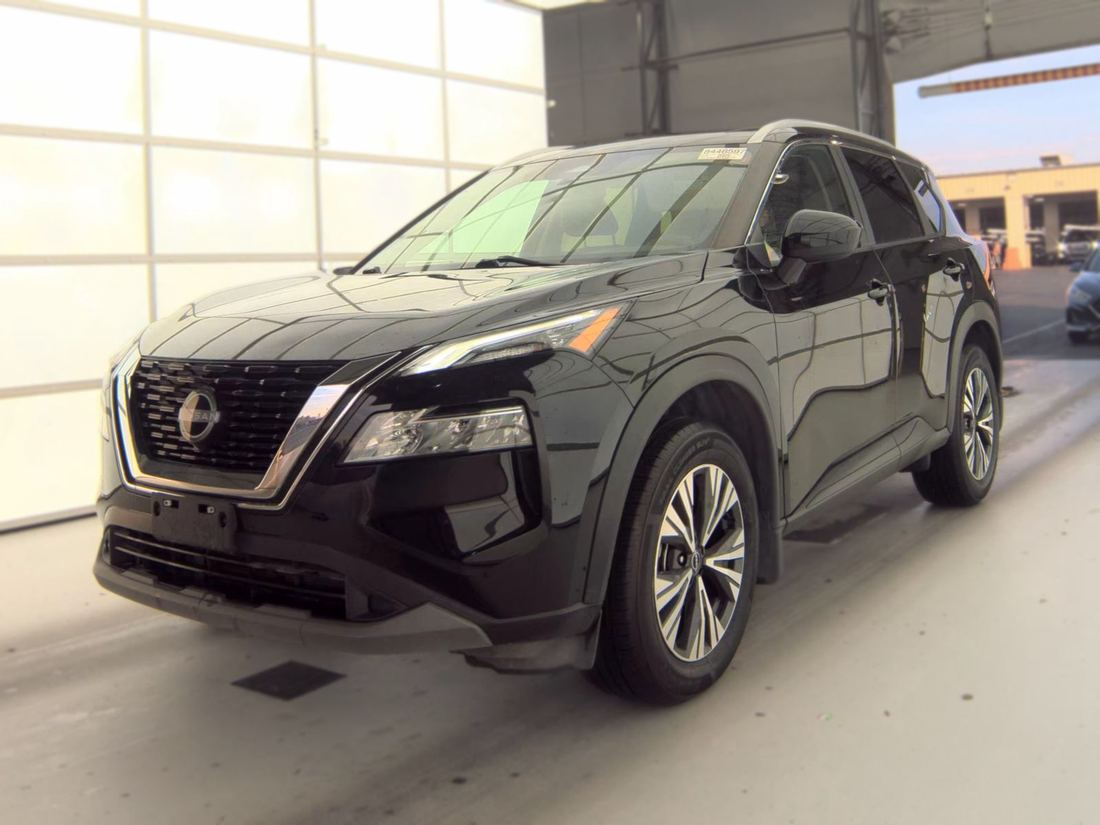 2023 NISSAN SV