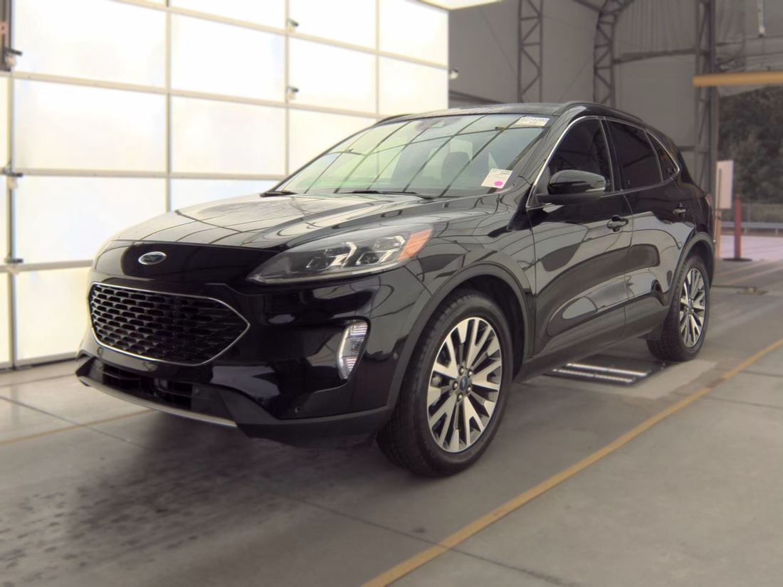 2020 FORD Titanium