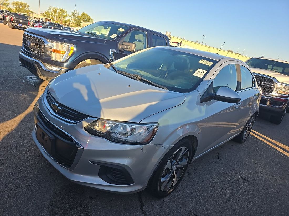2019 CHEVROLET Premier