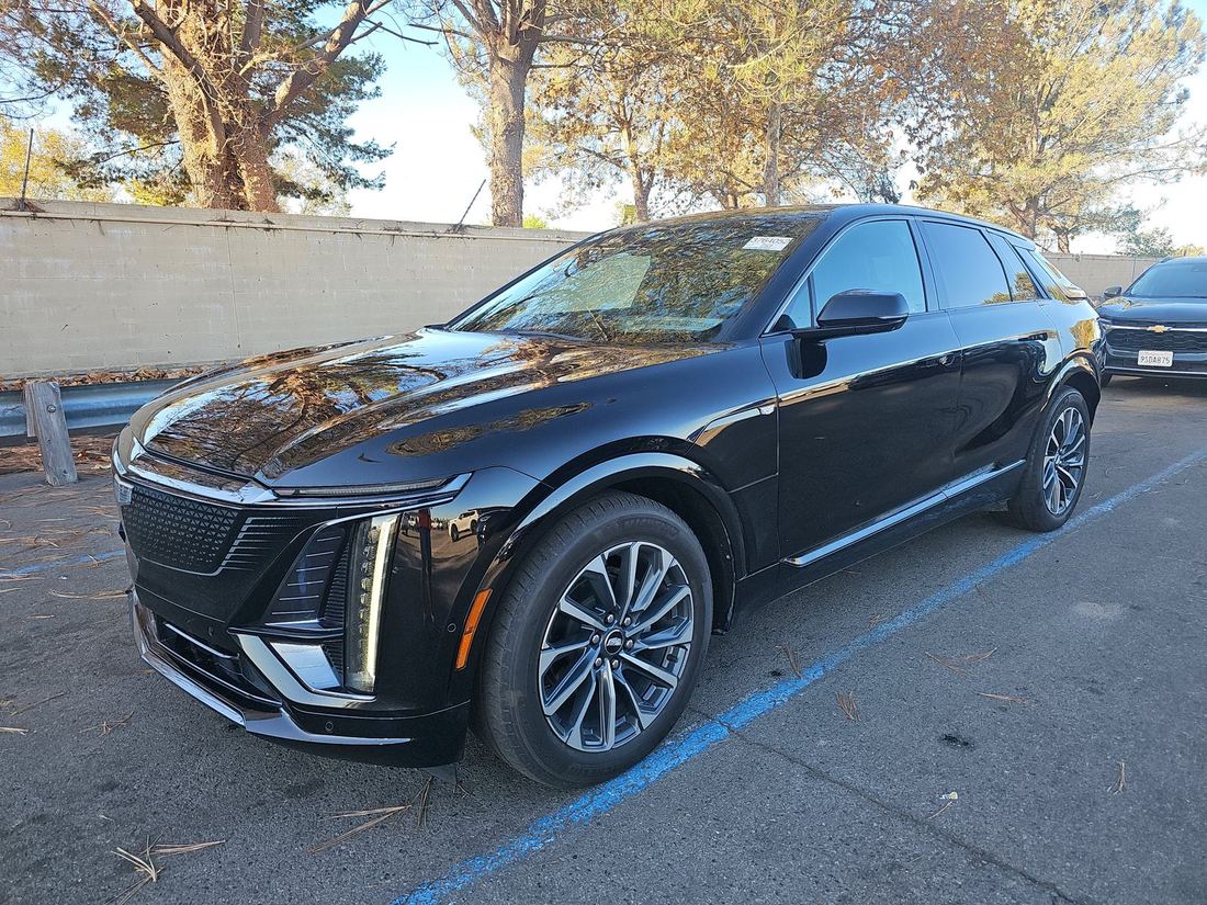 2024 CADILLAC Sport-1