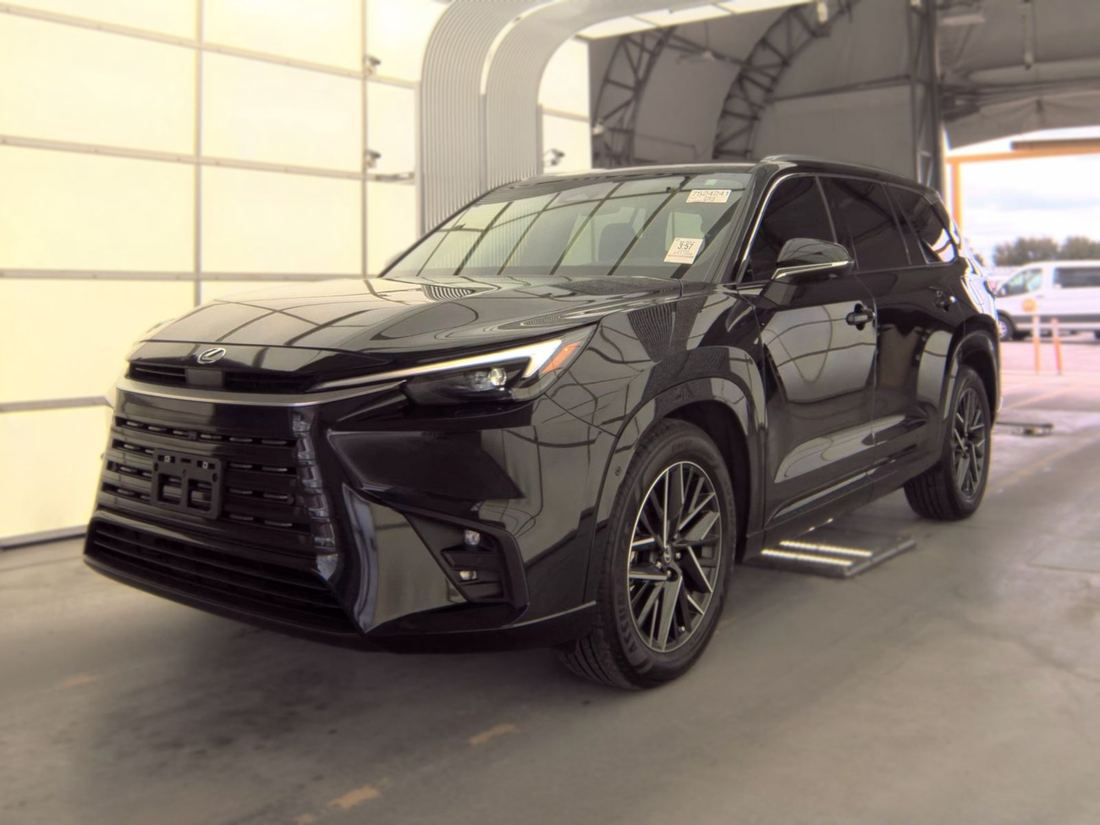 2026 LEXUS 15 Series