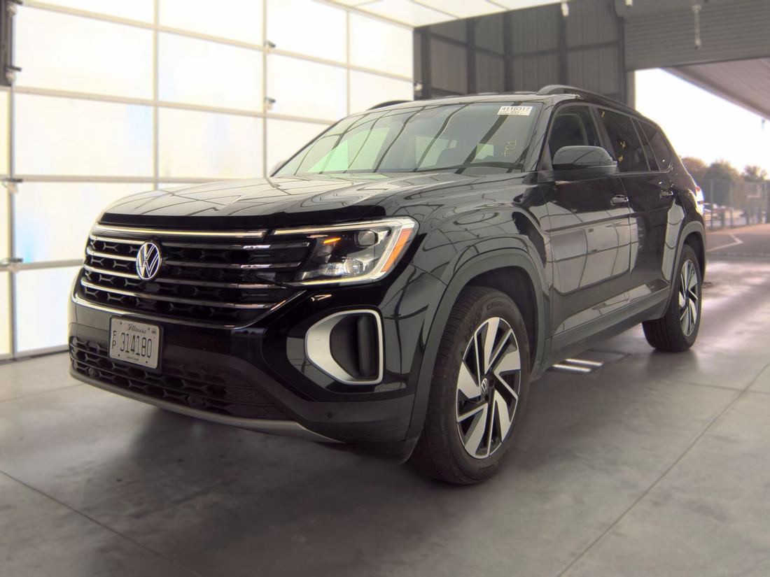 2025 Volkswagen SE