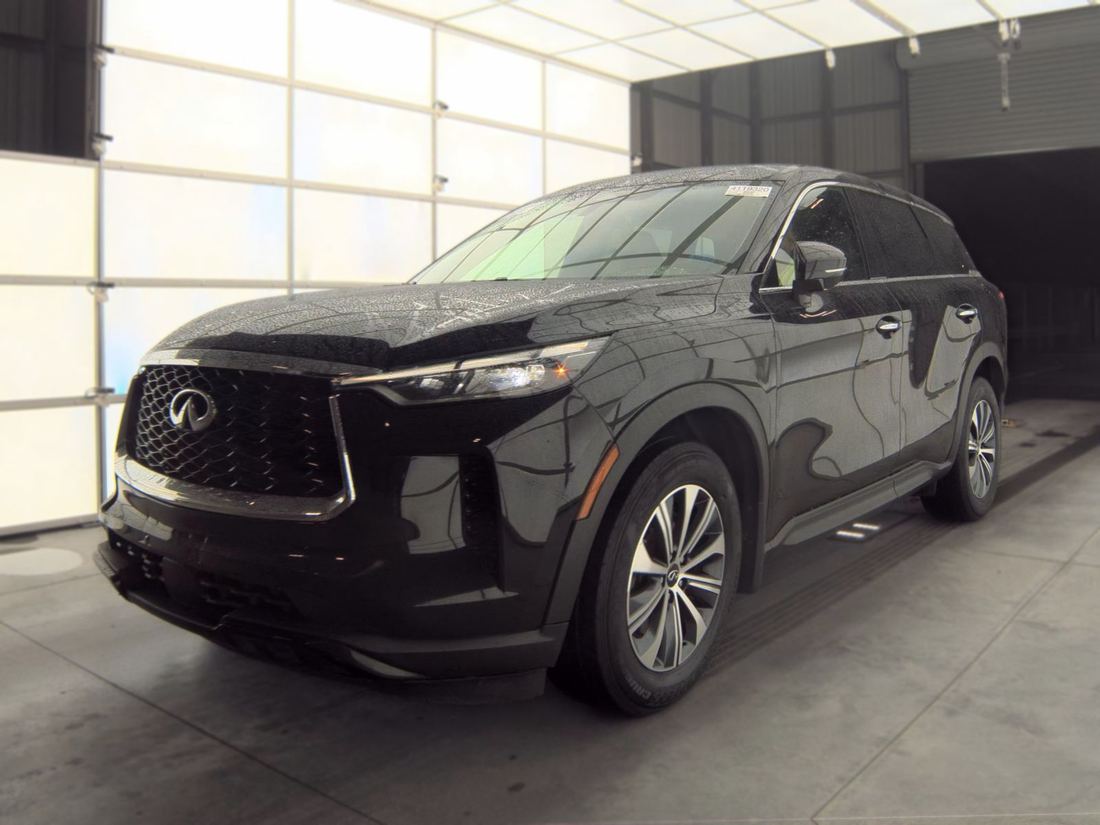 2023 INFINITI Pure