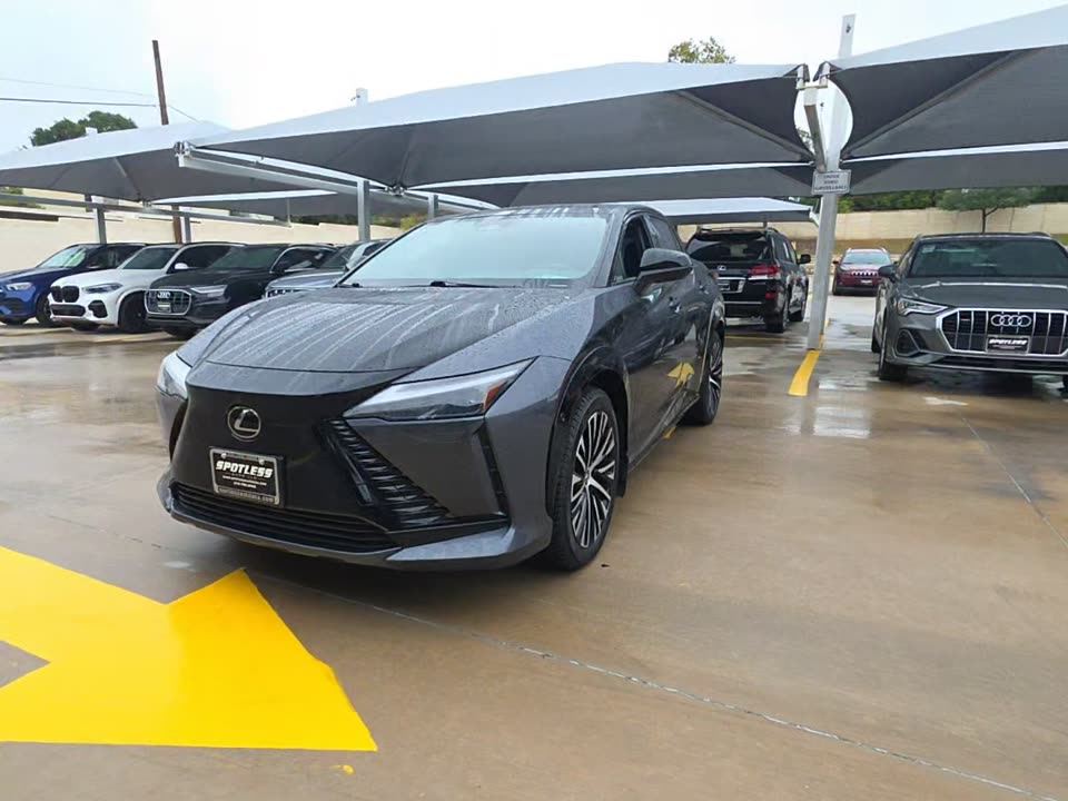 2023 Lexus 15 Series