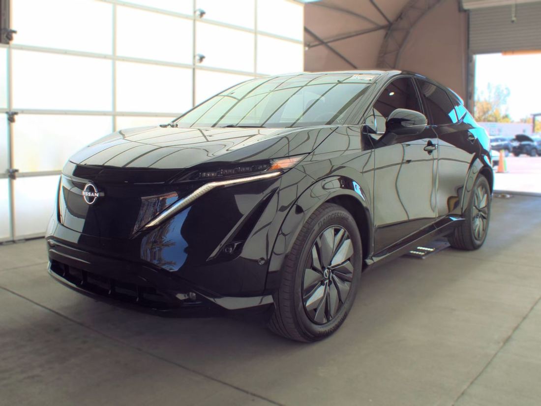 2023 NISSAN PLAT