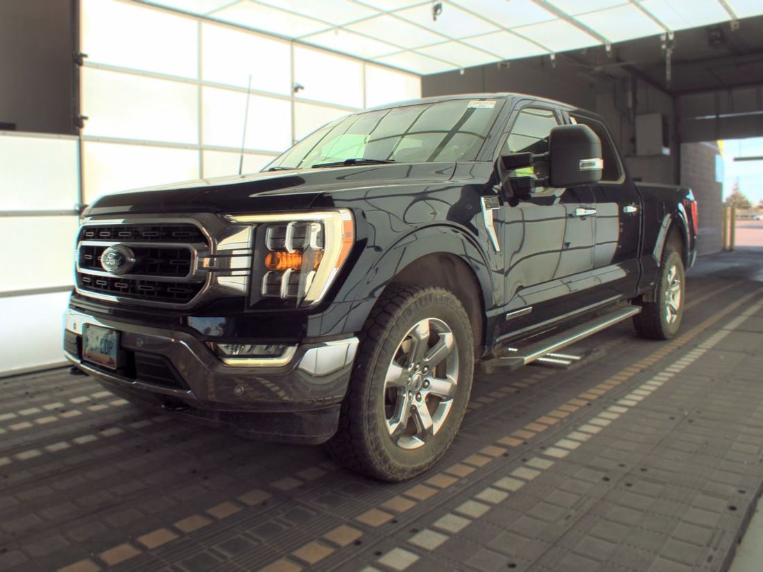 2023 FORD SuperCrew
