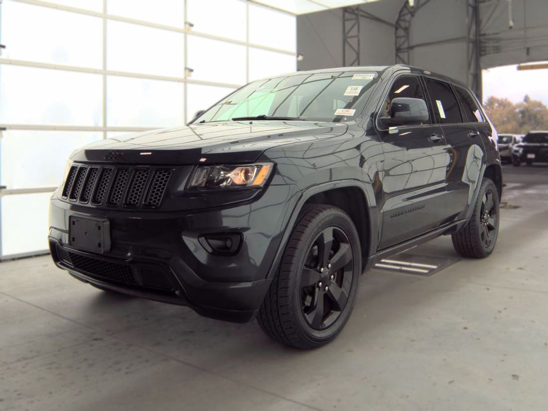 2015 JEEP Laredo