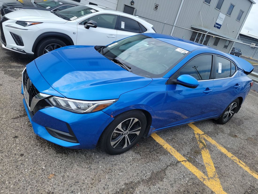 2021 NISSAN SV