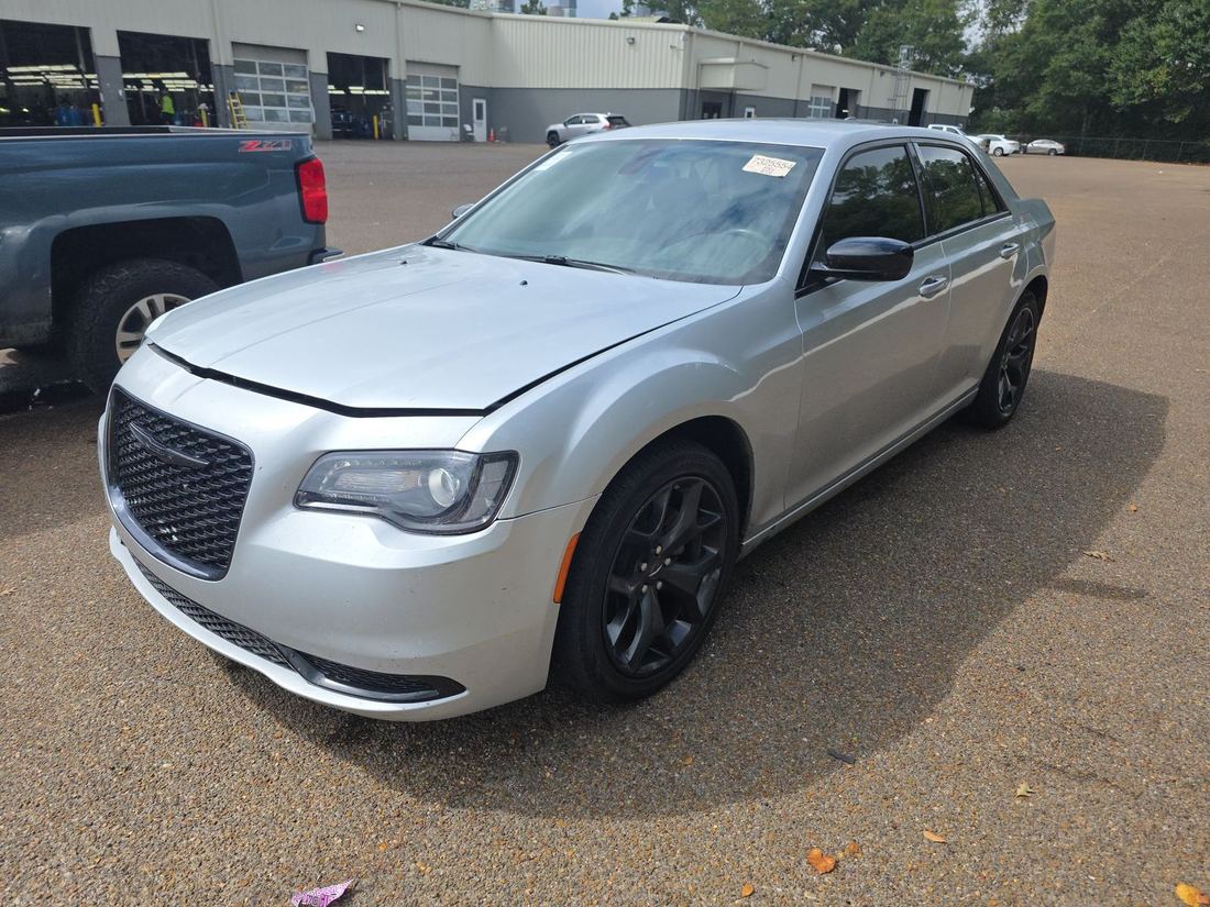 2023 CHRYSLER LX