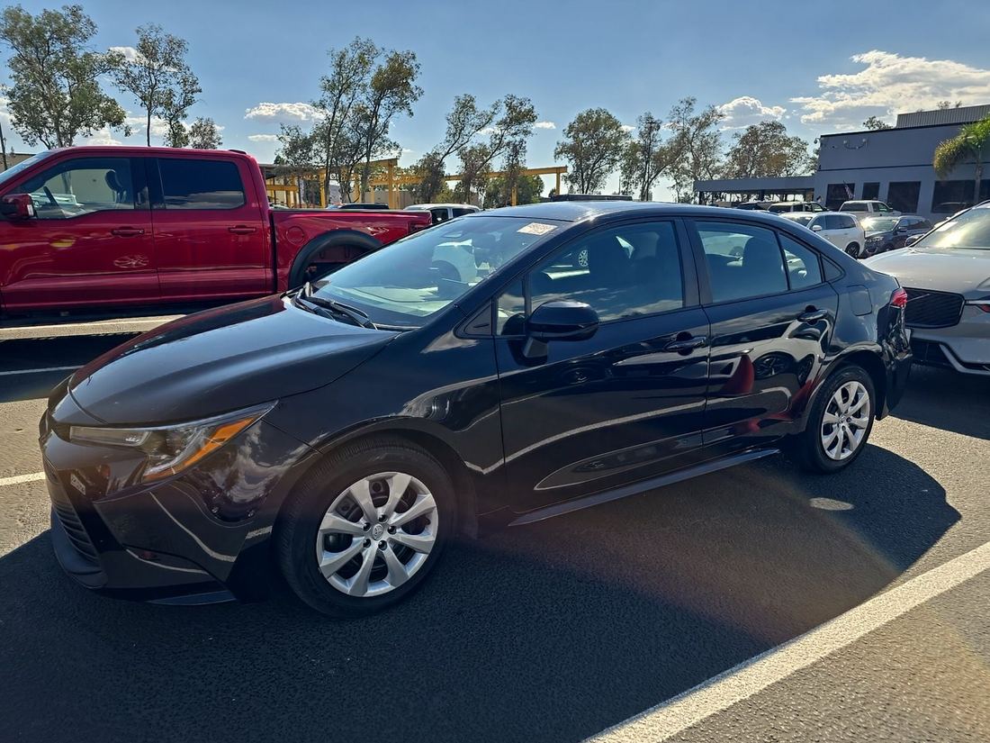 2026 TOYOTA 18 Series