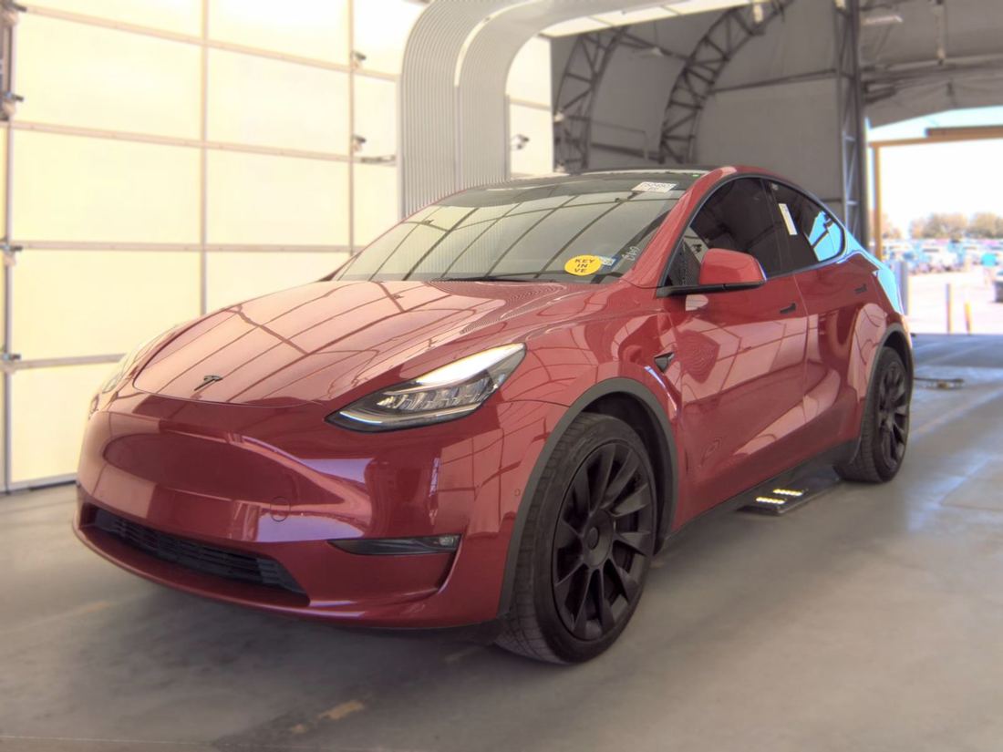 2022 TESLA Model Y
