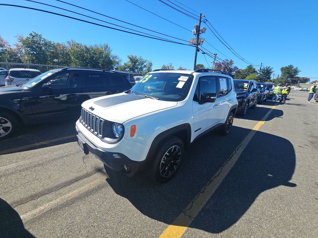 2023 JEEP BV