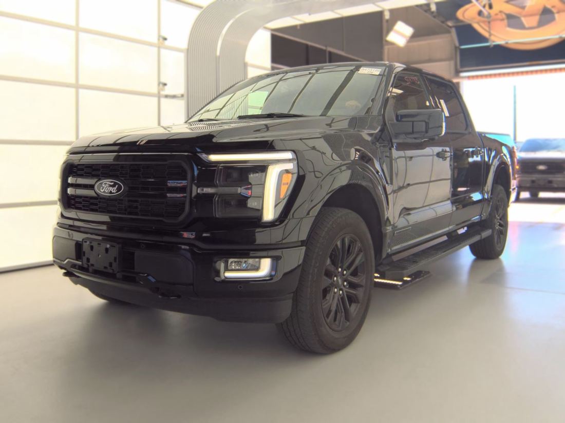 2024 FORD Lariat