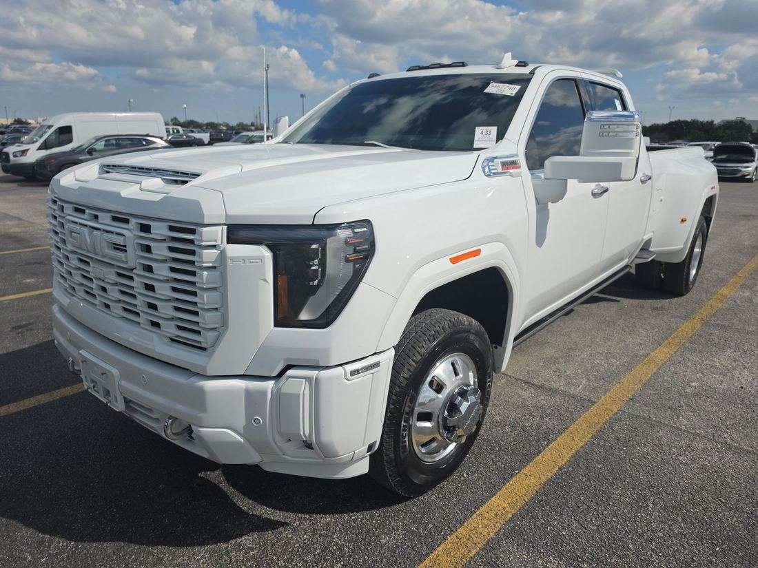 2025 GMC 3500
